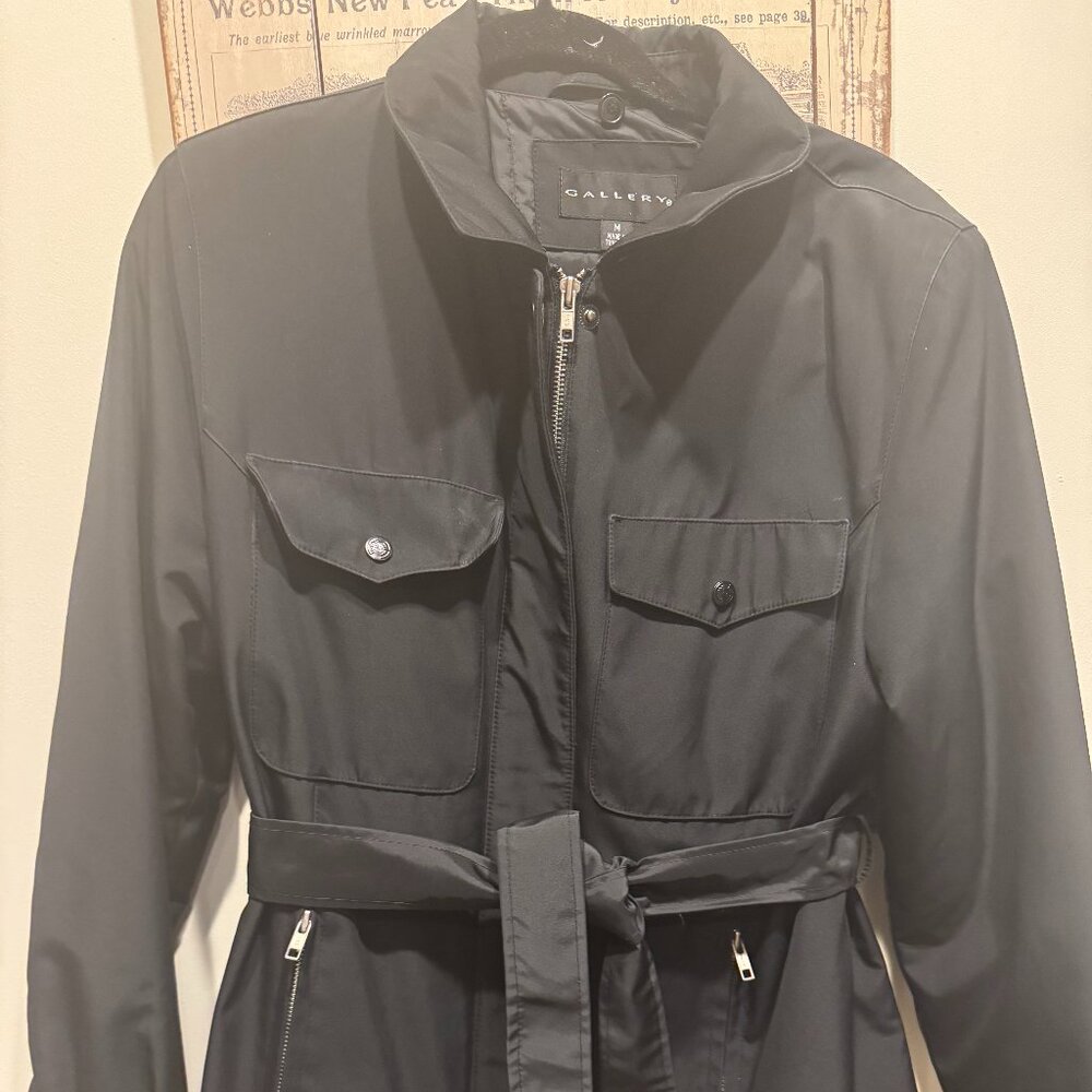 Black short jacket (spring/fall)